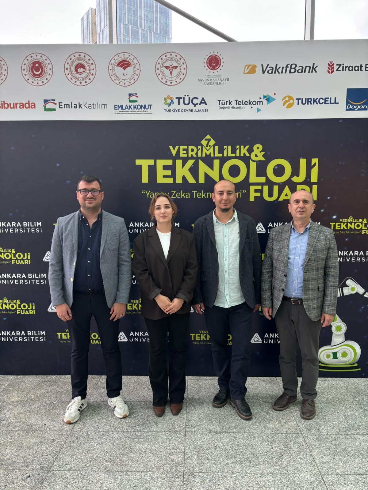 DSO Verimlilik ve Bilişim Komisyonu 7. Verimlilik ve Teknoloji Fuarı’nda Yeni Teknolojileri İnceledi